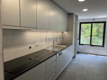 Apartamento T3 para Venda em Cedofeita, Santo Ildefonso, Sé, Miragaia, São Nicolau e Vitória