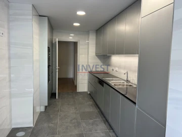 Apartamento T3 para Venda em Cedofeita, Santo Ildefonso, Sé, Miragaia, São Nicolau e Vitória