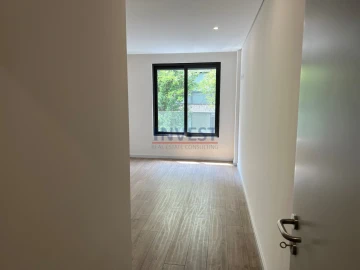 Apartamento T3 para Venda em Cedofeita, Santo Ildefonso, Sé, Miragaia, São Nicolau e Vitória