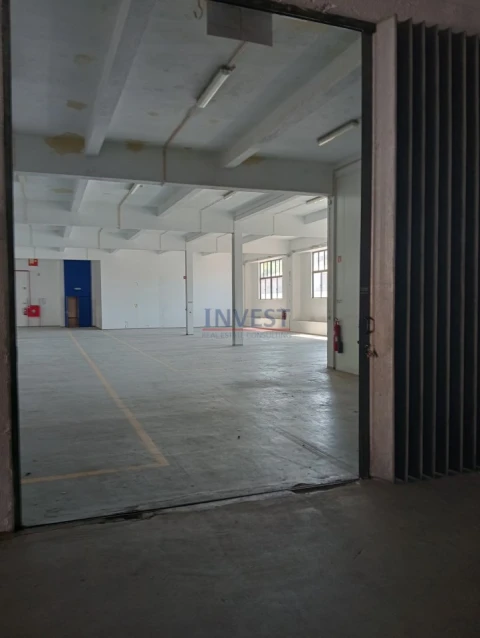 Escritório para Arrendamento em Paranhos