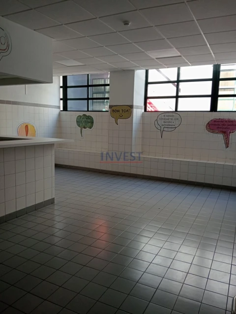 Escritório para Arrendamento em Paranhos