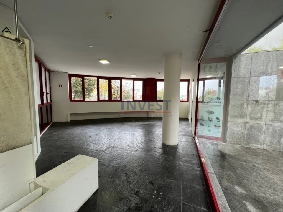 Loja para Venda em Cedofeita, Santo Ildefonso, Sé, Miragaia, São Nicolau e Vitória Foto 4