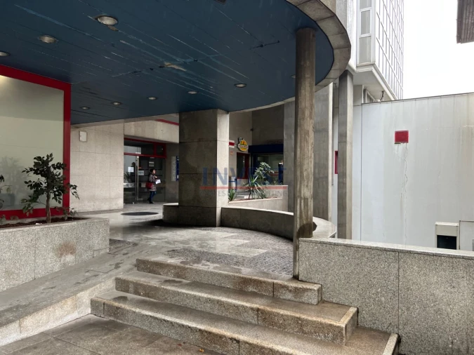 Loja para Venda em Cedofeita, Santo Ildefonso, Sé, Miragaia, São Nicolau e Vitória Foto 19