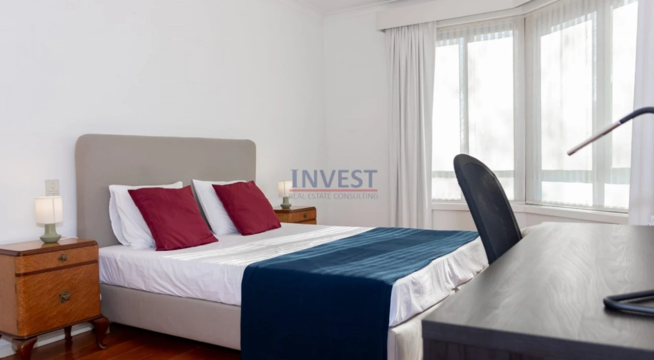 Apartamento T4 para Venda em Campanhã Foto 8