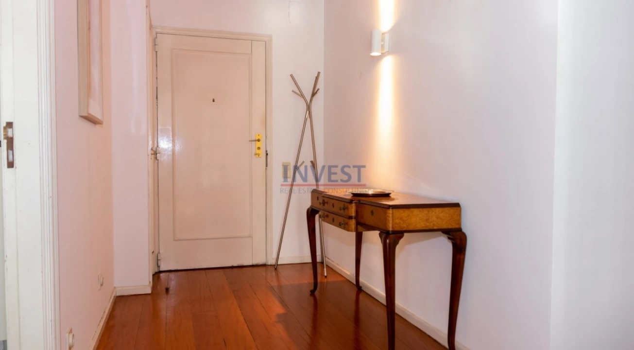 Apartamento T4 para Venda em Campanhã Foto 18