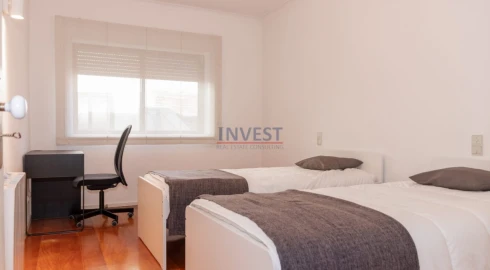 Apartamento T4 para Venda em Campanhã