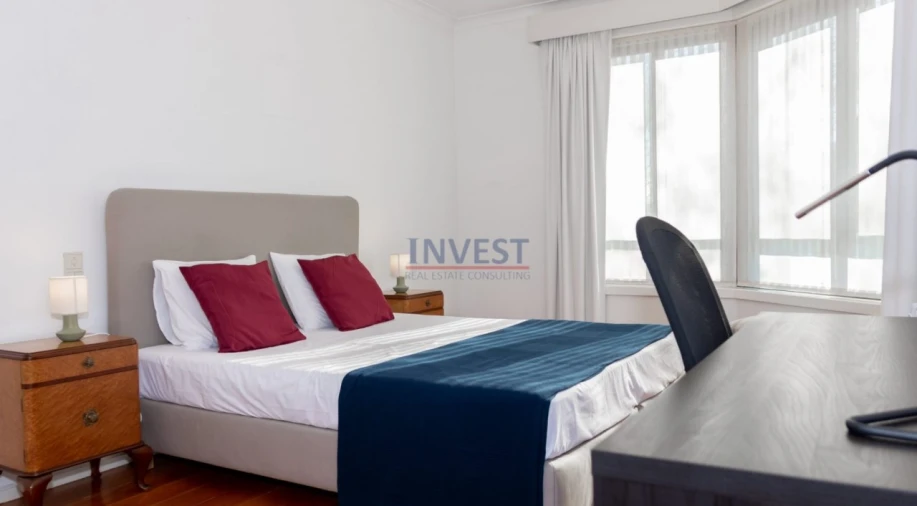 Apartamento T4 para Venda em Campanhã Foto 8