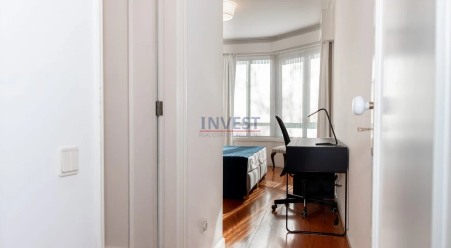 Apartamento T4 para Venda em Campanhã Foto 13