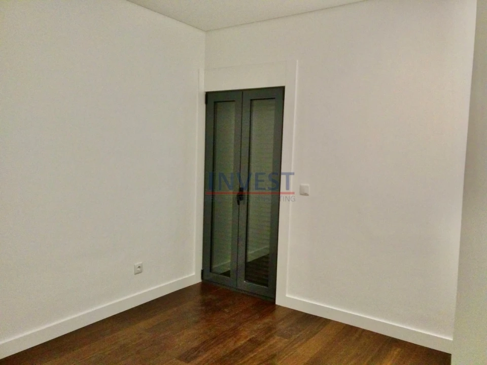 Apartamento T4 para Venda em Cedofeita, Santo Ildefonso, Sé, Miragaia, São Nicolau e Vitória Foto 21
