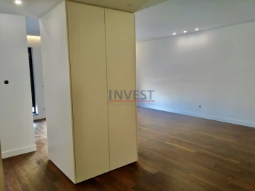 Apartamento T4 para Venda em Cedofeita, Santo Ildefonso, Sé, Miragaia, São Nicolau e Vitória