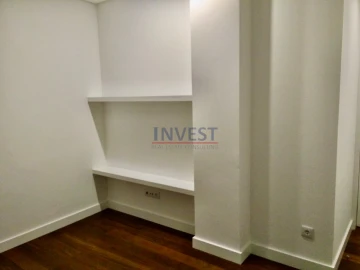 Apartamento T4 para Venda em Cedofeita, Santo Ildefonso, Sé, Miragaia, São Nicolau e Vitória