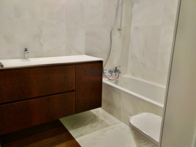 Apartamento T4 para Venda em Cedofeita, Santo Ildefonso, Sé, Miragaia, São Nicolau e Vitória Foto 19