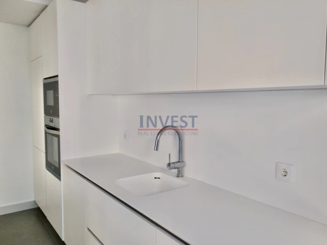 Apartamento T4 para Venda em Cedofeita, Santo Ildefonso, Sé, Miragaia, São Nicolau e Vitória Foto 5