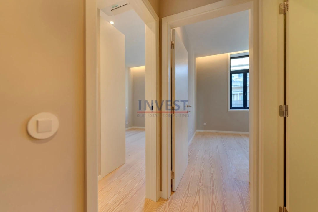 Apartamento T3 para Venda em Lordelo do Ouro e Massarelos Foto 15