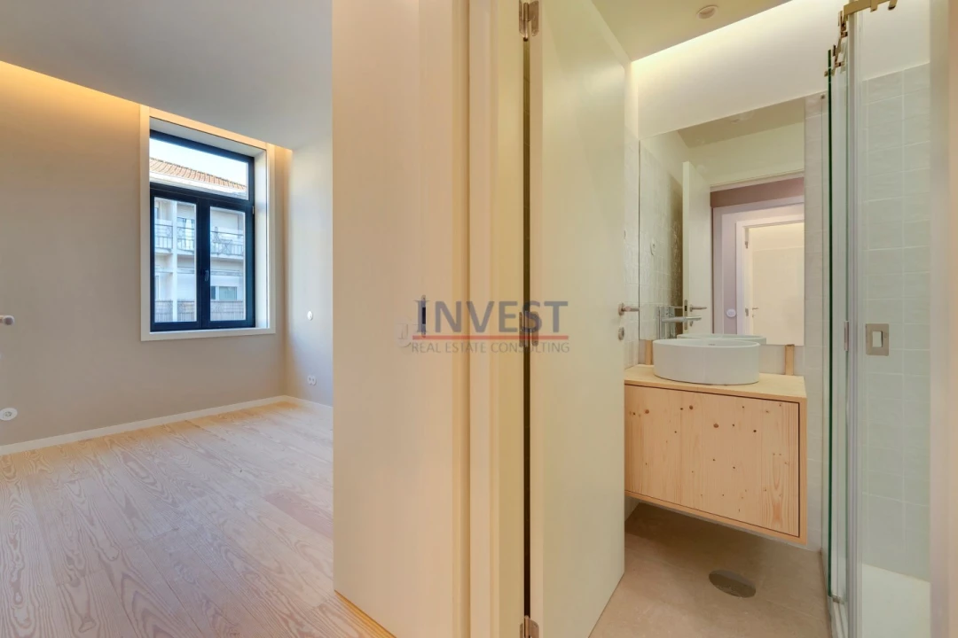 Apartamento T3 para Venda em Lordelo do Ouro e Massarelos Foto 16