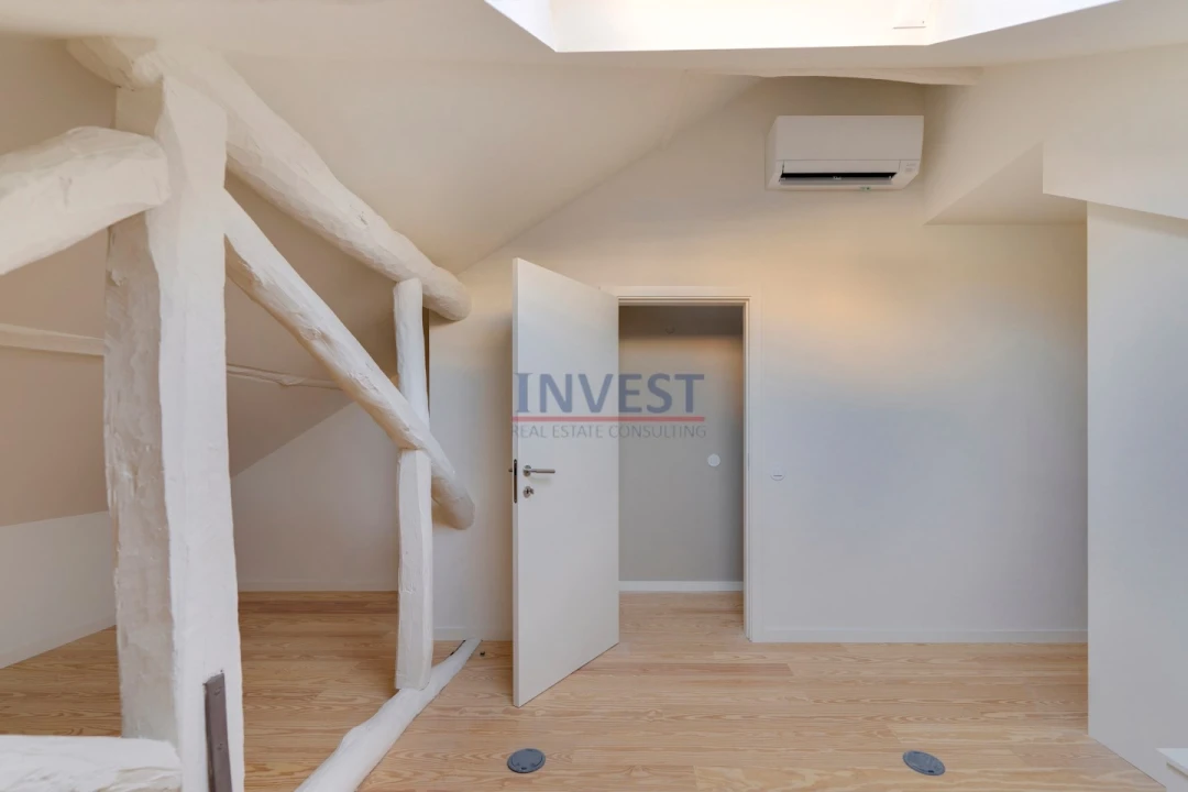 Apartamento T3 para Venda em Lordelo do Ouro e Massarelos Foto 17