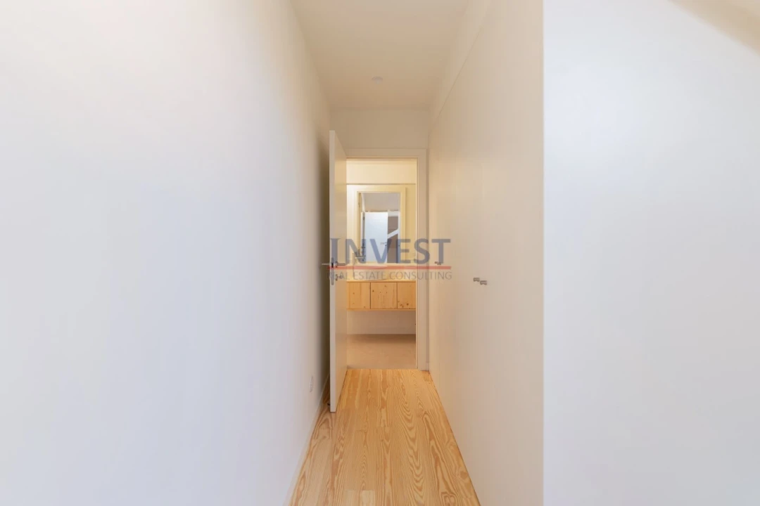 Apartamento T3 para Venda em Lordelo do Ouro e Massarelos Foto 18
