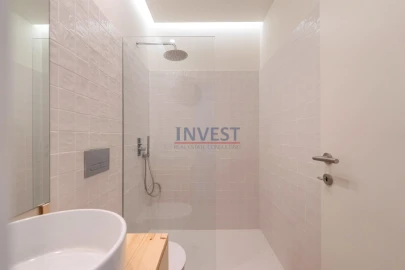 Apartamento T3 para Venda em Lordelo do Ouro e Massarelos