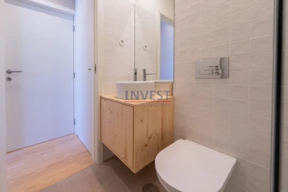 Apartamento T3 para Venda em Lordelo do Ouro e Massarelos