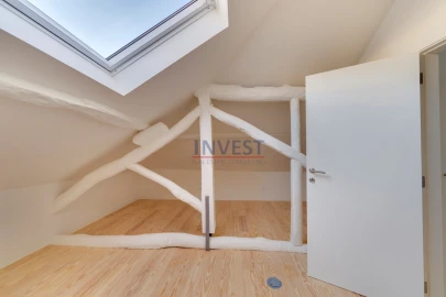 Apartamento T3 para Venda em Lordelo do Ouro e Massarelos