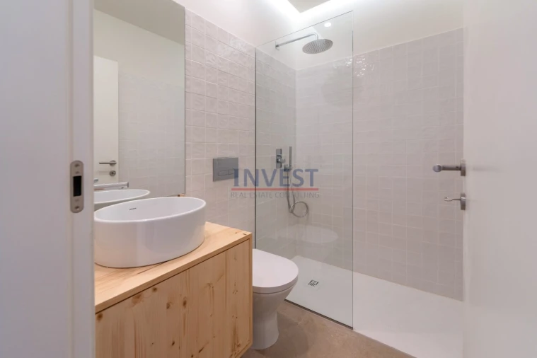 Apartamento T3 para Venda em Lordelo do Ouro e Massarelos Foto 9