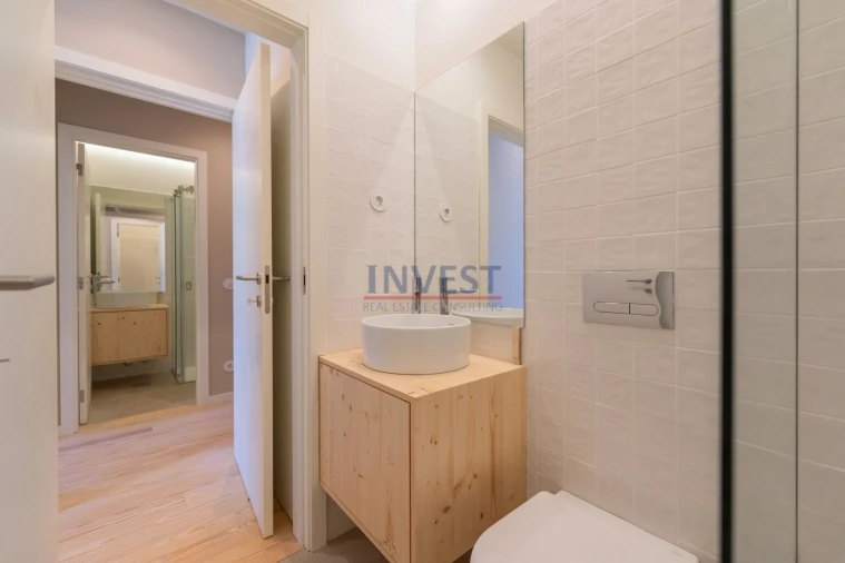 Apartamento T3 para Venda em Lordelo do Ouro e Massarelos Foto 12