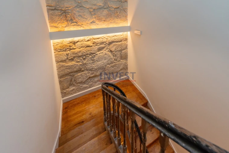 Apartamento T3 para Venda em Lordelo do Ouro e Massarelos Foto 28