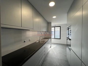 Apartamento T3 para Venda em Cedofeita, Santo Ildefonso, Sé, Miragaia, São Nicolau e Vitória