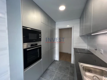 Apartamento T3 para Venda em Cedofeita, Santo Ildefonso, Sé, Miragaia, São Nicolau e Vitória
