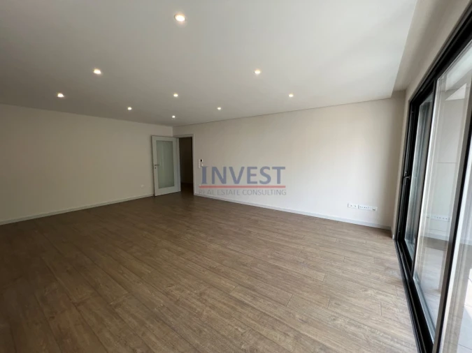 Apartamento T3 para Venda em Cedofeita, Santo Ildefonso, Sé, Miragaia, São Nicolau e Vitória Foto 5