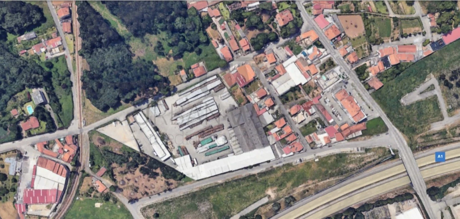 Armazém para Venda em São Paio de Oleiros Foto 4