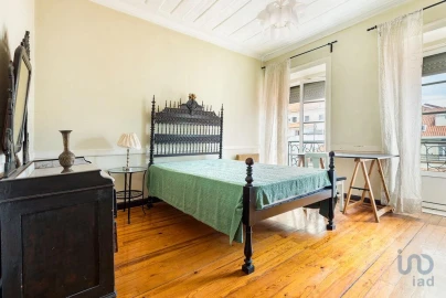 Apartamento T5 para Venda em Misericórdia