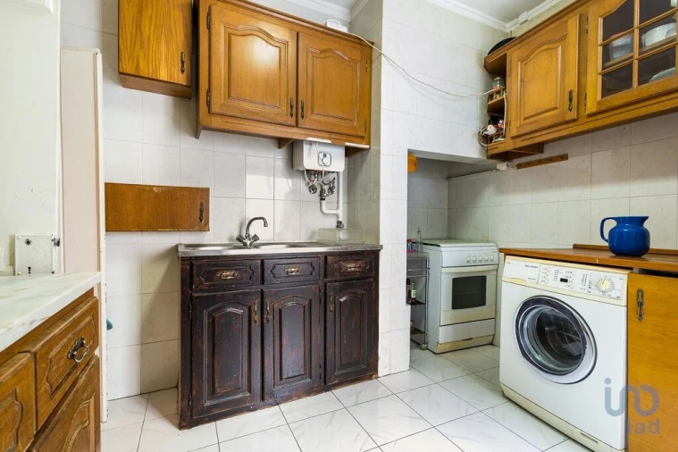 Apartamento T5 para Venda em Misericórdia Foto 12