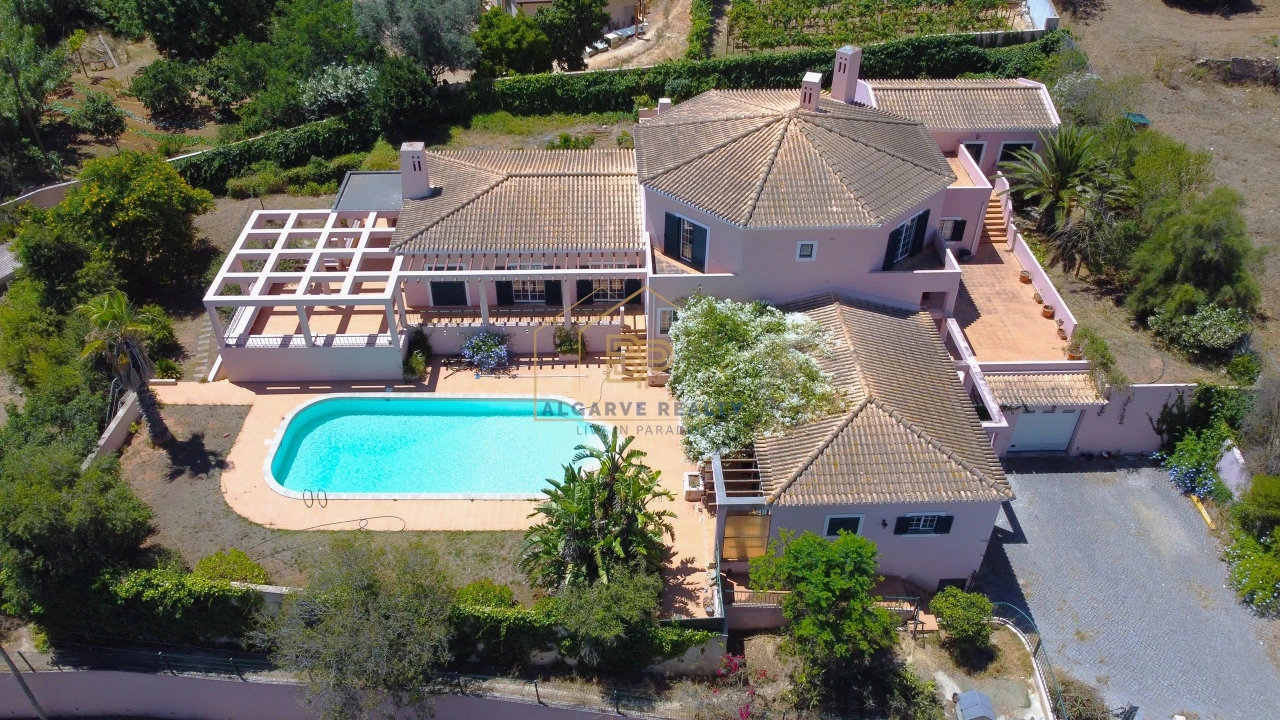 Negócio para Venda em Estômbar e Parchal Foto 4