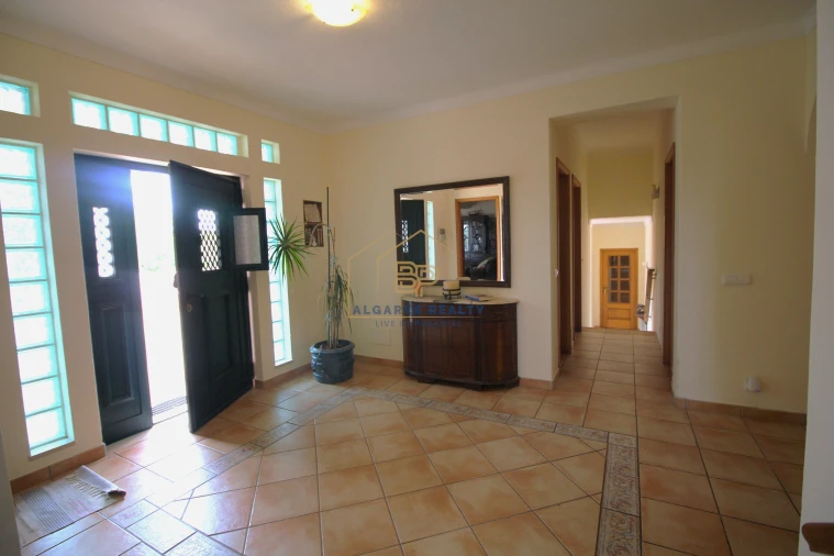 Negócio para Venda em Estômbar e Parchal Foto 15