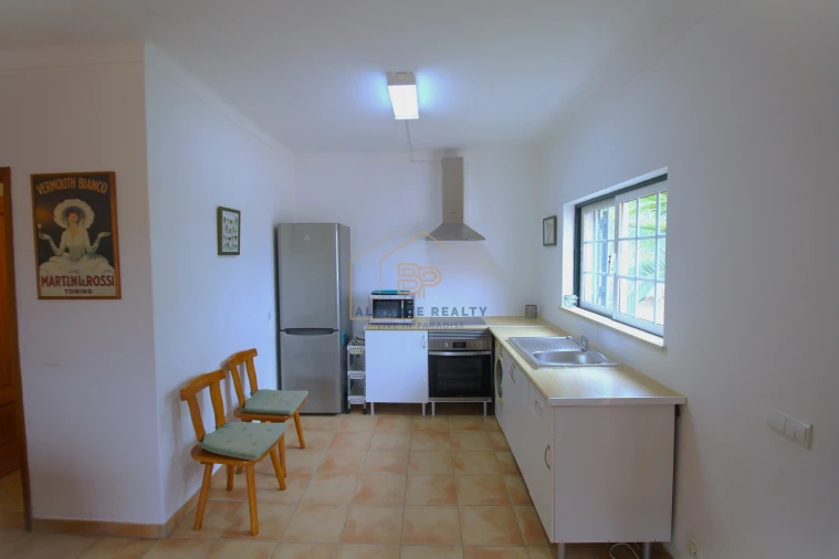 Negócio para Venda em Estômbar e Parchal Foto 11