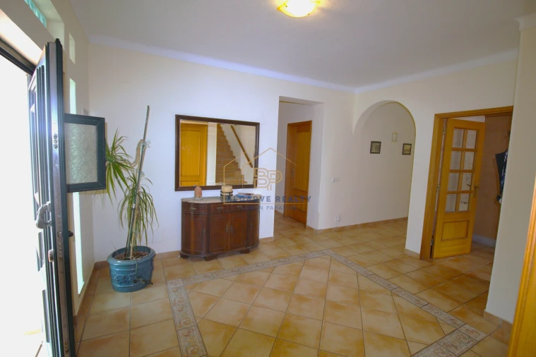 Negócio para Venda em Estômbar e Parchal Foto 17