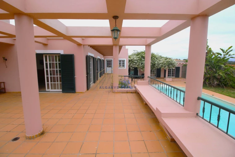 Negócio para Venda em Estômbar e Parchal Foto 42