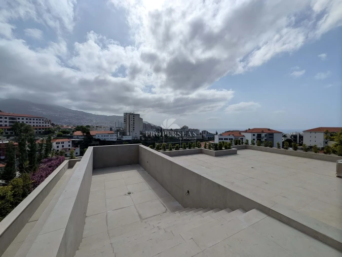 Apartamento T2 para Venda em São Martinho Foto 33