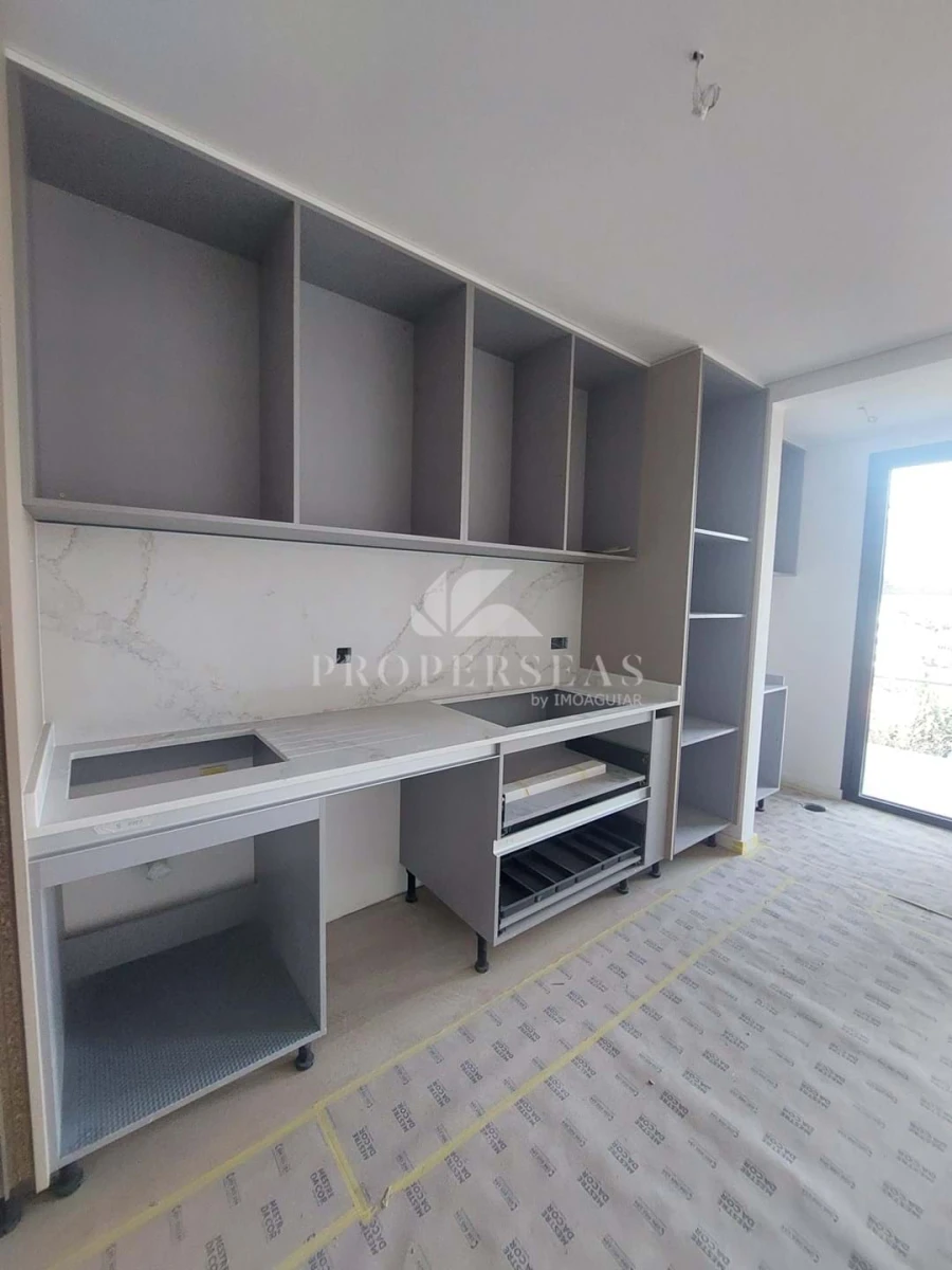 Apartamento T2 para Venda em São Martinho Foto 6