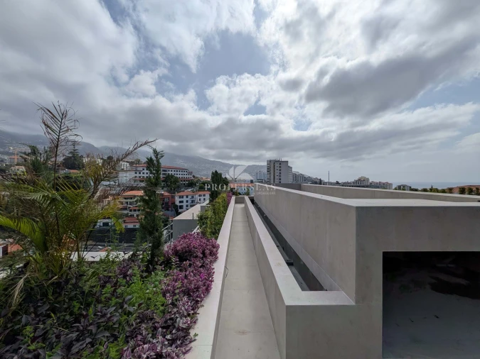 Apartamento T3 para Venda em São Martinho Foto 33