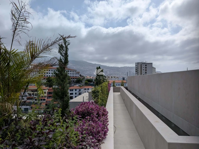 Apartamento T3 para Venda em São Martinho Foto 27