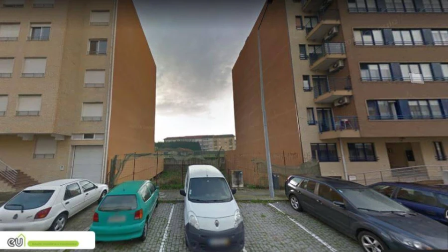 Terreno para Venda em Ermesinde Foto 2