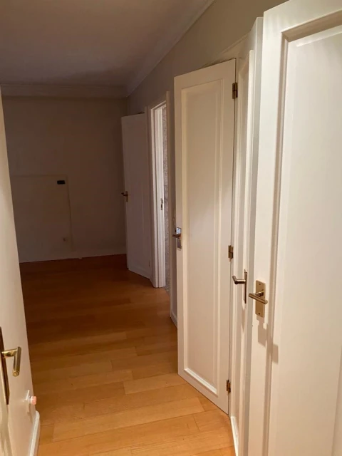 Apartamento T4 para Venda em Santa Marinha e São Pedro da Afurada