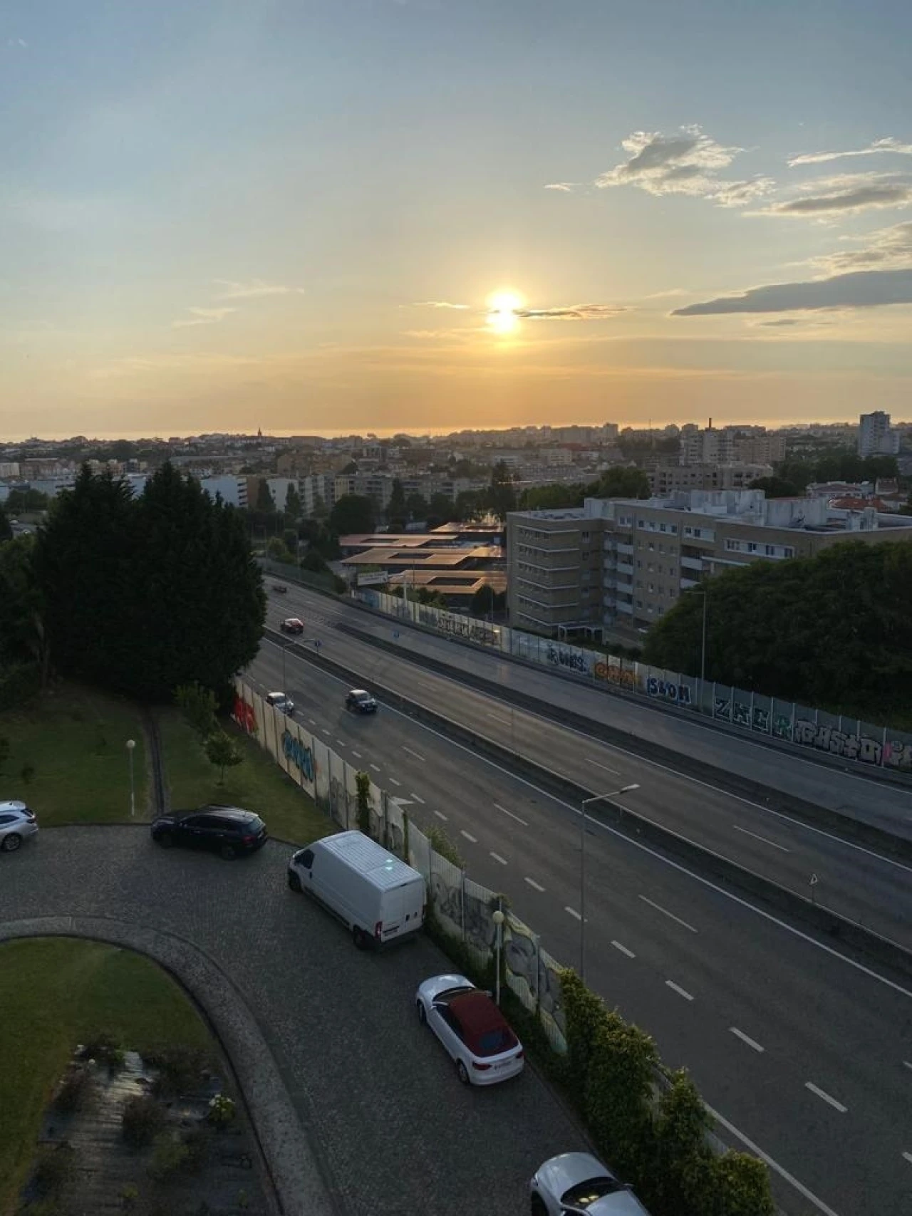 Apartamento T4 para Venda em Santa Marinha e São Pedro da Afurada Foto 1