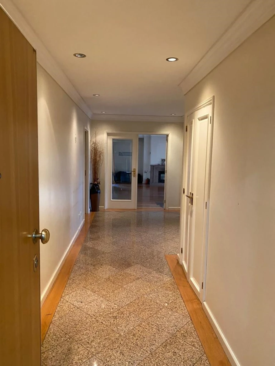Apartamento T4 para Venda em Santa Marinha e São Pedro da Afurada Foto 7
