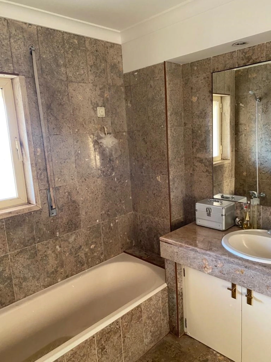 Apartamento T4 para Venda em Santa Marinha e São Pedro da Afurada Foto 16