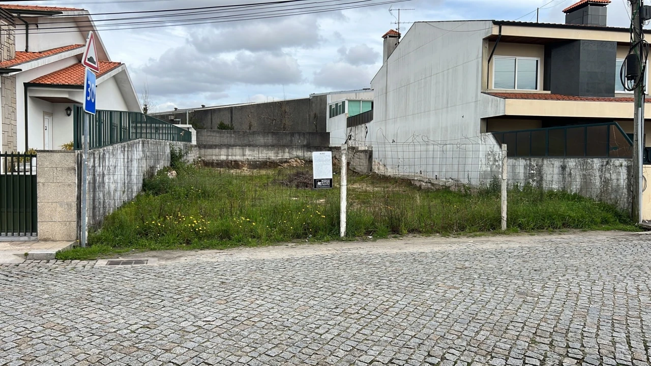 Terreno para Venda em Nogueira e Silva Escura Foto 23