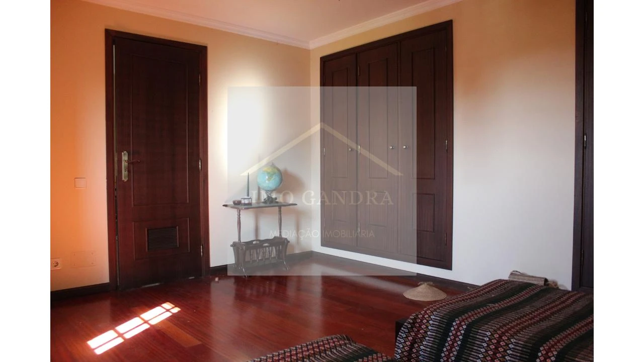 Moradia T3 para Venda em Gandra Foto 33