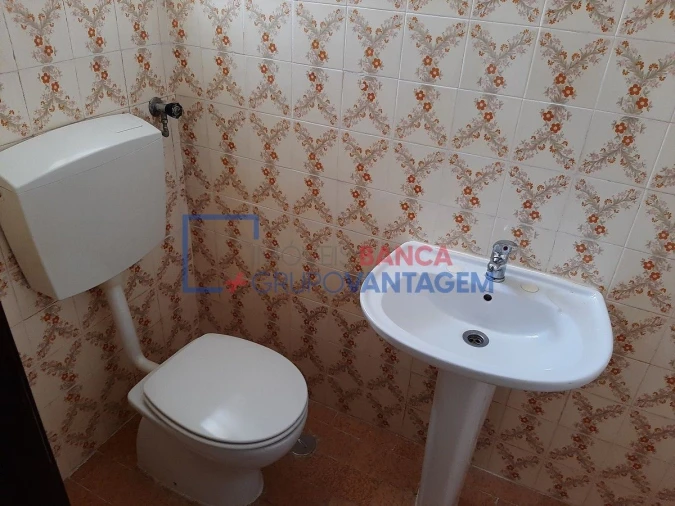 Apartamento T2 para Venda em Rio de Mouro Foto 17